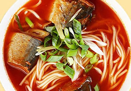 番茄汁鯖魚+關廟麵
